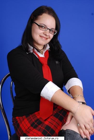 buna!am si eu o rog mult,care aveti cursurile din an 1 ,sem 1,sa mi le dati si mie.eu nu am fost in